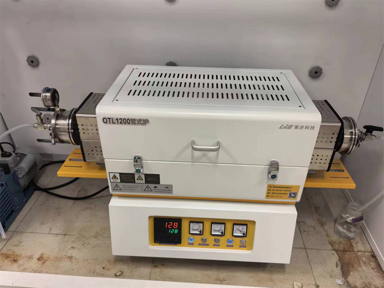 南京大学OTL1200-100管式炉一台